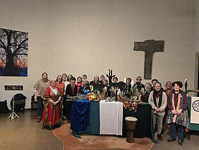 Gruppenbild am Altar